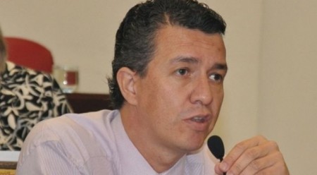 No coincide con el discurso que venía sosteniendo